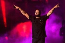 2016 iHeartRadio Music Festival - Night 1 - Show