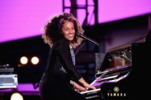Alicia Keys Celebrates Upcoming New Album 
