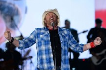 ACM Presents: An All-Star Salute To The Troops - Show