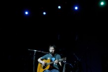 Singer Elliott Smith Dies