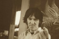 Listen to an Unreleased Live Version of Elliott Smith’s “Pictures of Me” from <i>Either/Or: Expanded Edition</i>