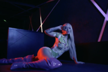 iggy-azalea-mo-bounce-video-watch-1490363629