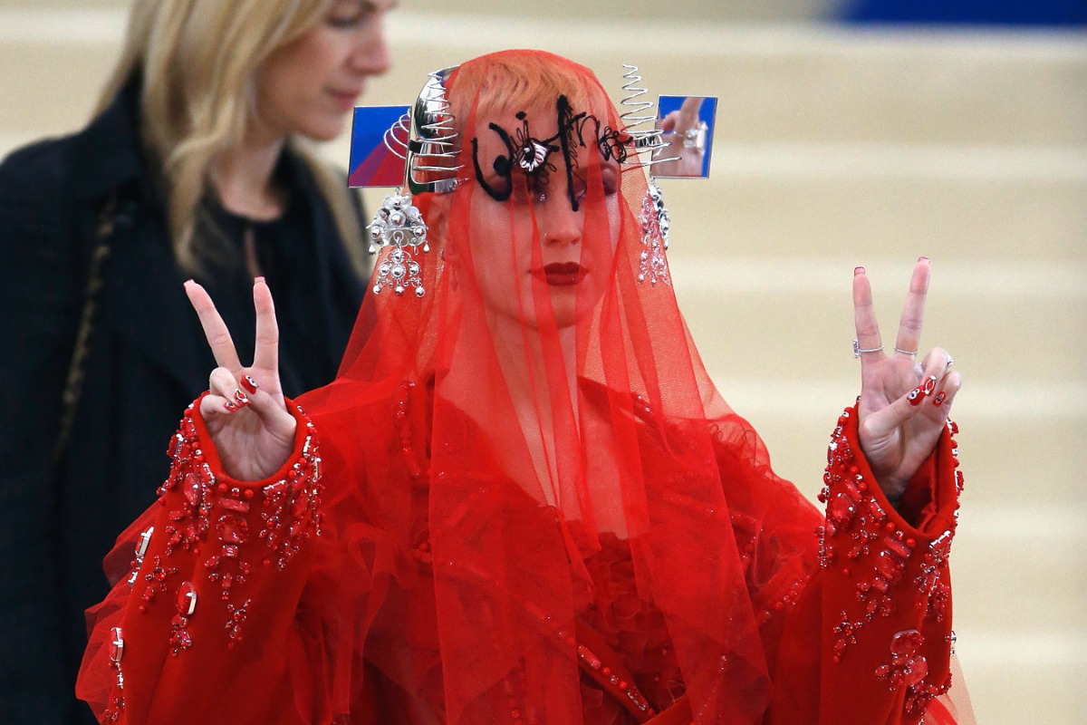 katy-perry-witness-met-gala-mask-headpie