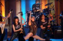 peaches-samantha-bee-not-the-white-house-correspondants-dinner-video-1493647121