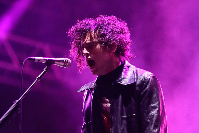 the-1975-matt-healy-manchester-bombing-response-video-1495633683