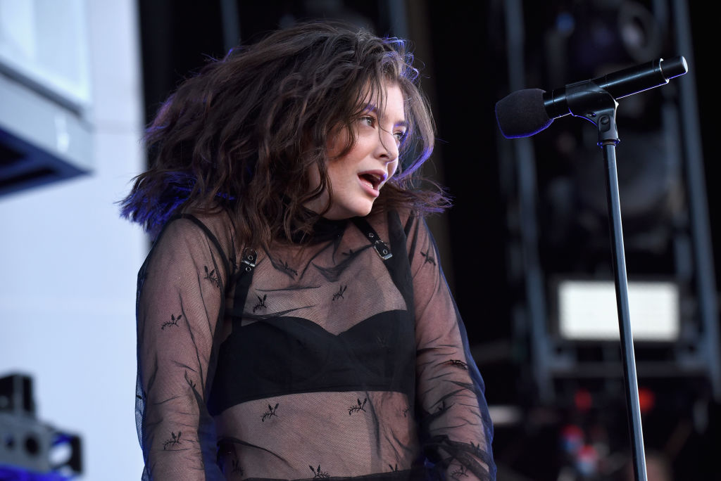 Miley Cyrus, Lorde, and the National Lead 'Stop Making Sense' Covers LP