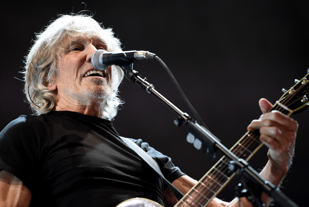 Roger Waters Says He's Re-Recorded <i>Dark Side of the Moon</i> ... Without Pink Floyd
