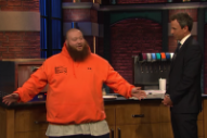 Watch Action Bronson Serve Baked Ziti Pizza on <i>Seth Meyers</i>