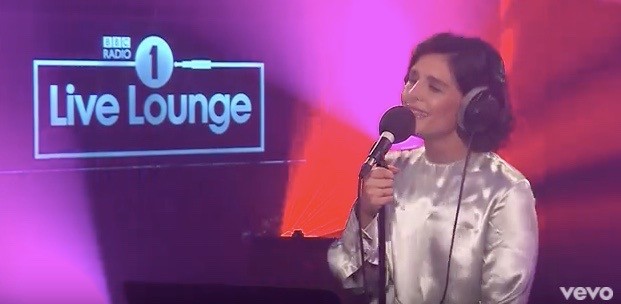 Watch Jessie Ware Cover Khalids Young Dumb Broke Spin - roblox id for young dumb broke khalid by