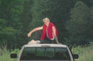 Video: Porches – “Country”
