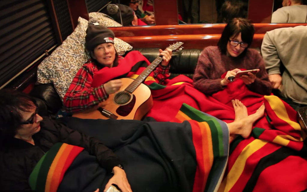 Watch The Breeders, Ed Sheeran, Iron And Wine, and More Perform In Bed
