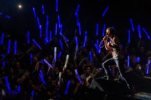 HOLD: KROQ acoustic xmas day 2