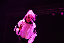 alice-glass-1519399321