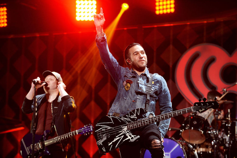 Fall Out Boy and Hayley Williams to Appear on Taylor Swift's <i>Speak Now (Taylor's Version)</i>