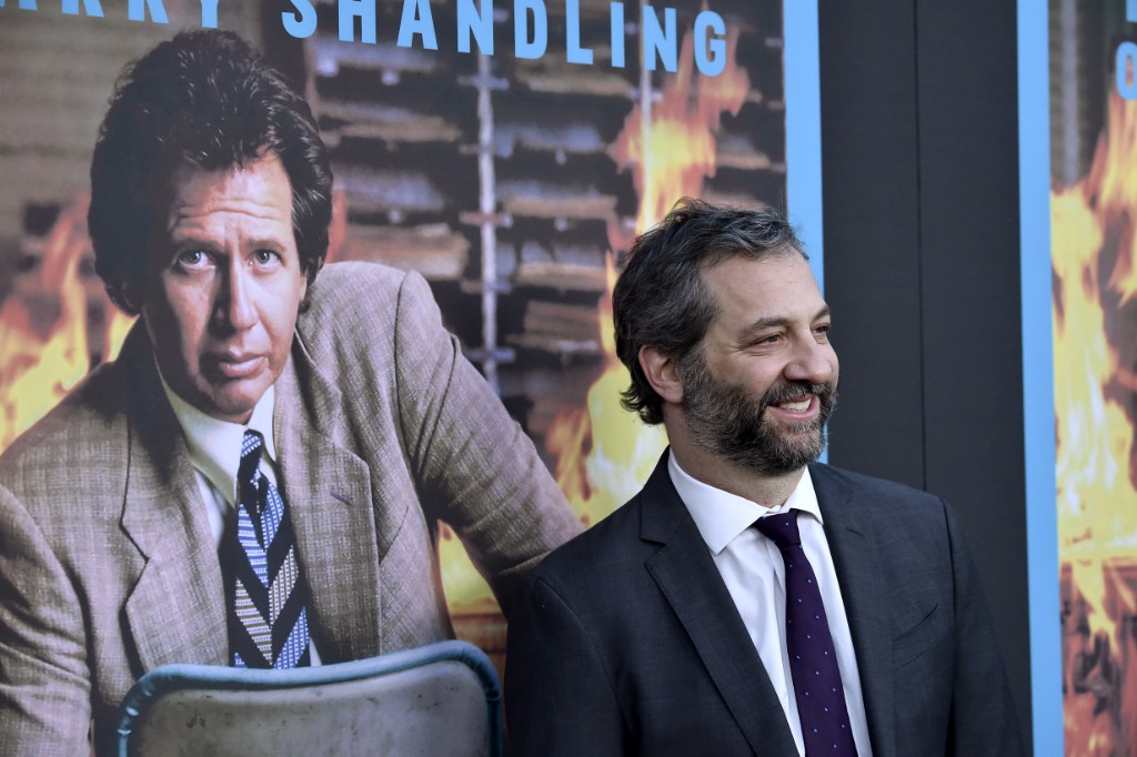 Watch Eddie Vedder and Judd Apatow Perform a Tribute to Garry Shandling
