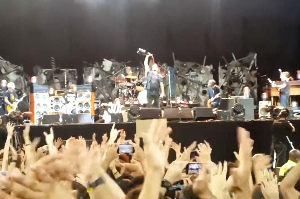 Watch Eddie Vedder Douse Himself in Wine While Pearl Jam Cover "Rockin