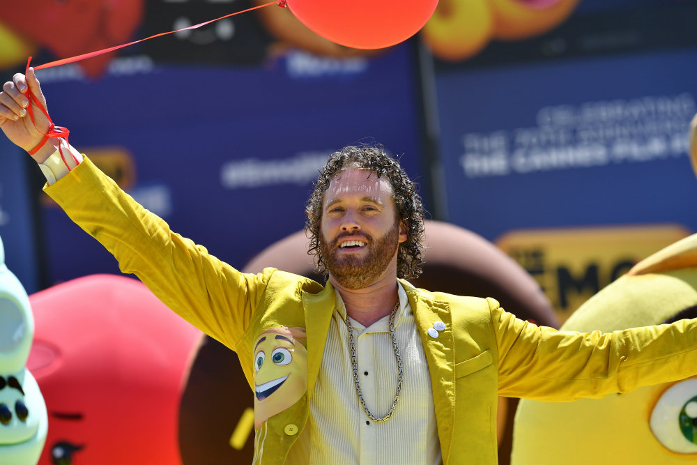 T.J. Miller Drunk and High on Silicon Valley Set