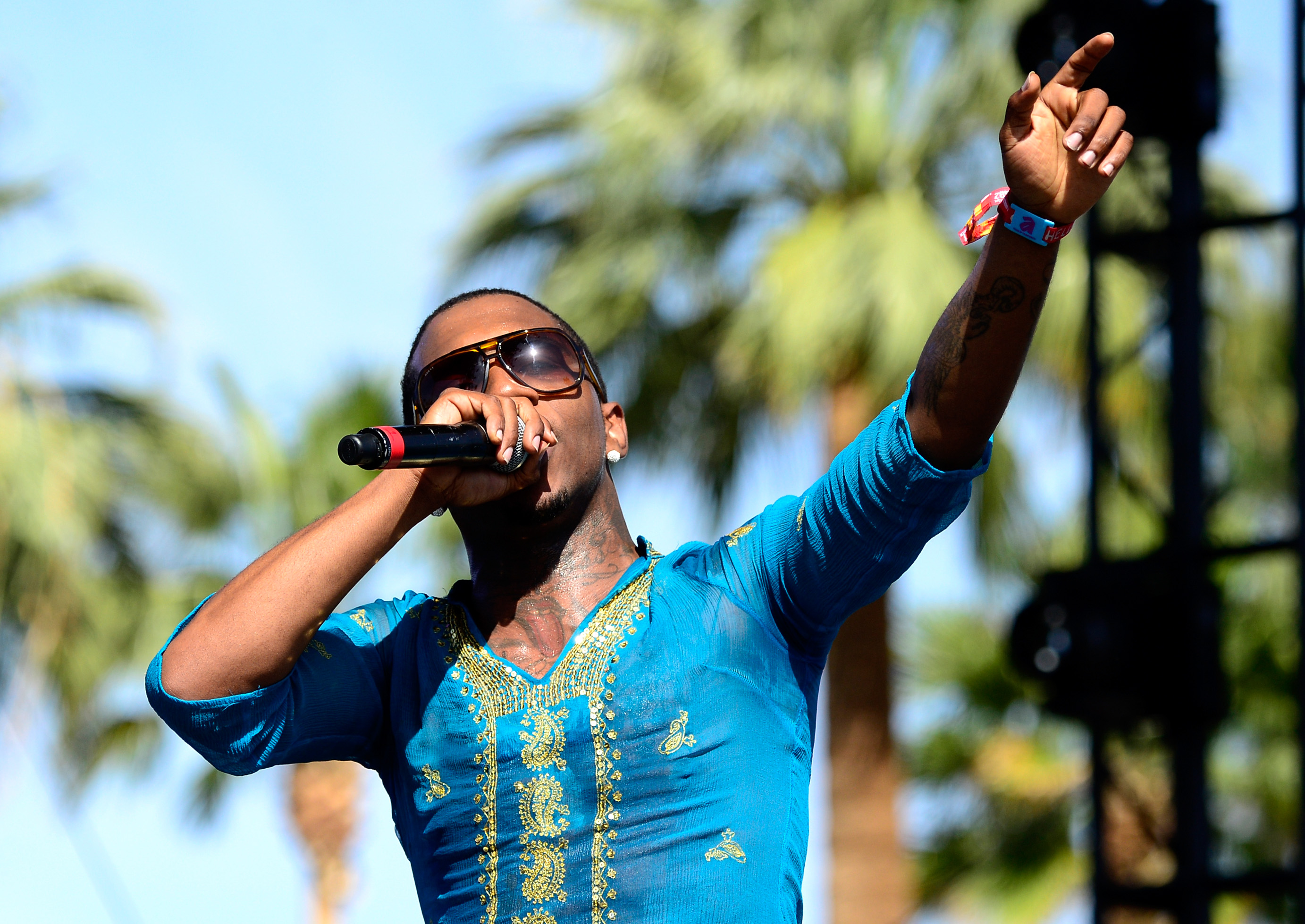 lil b releases 30 mixtapes to streaming