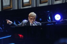 Elton John: I'm Still Standing - A Grammy Salute