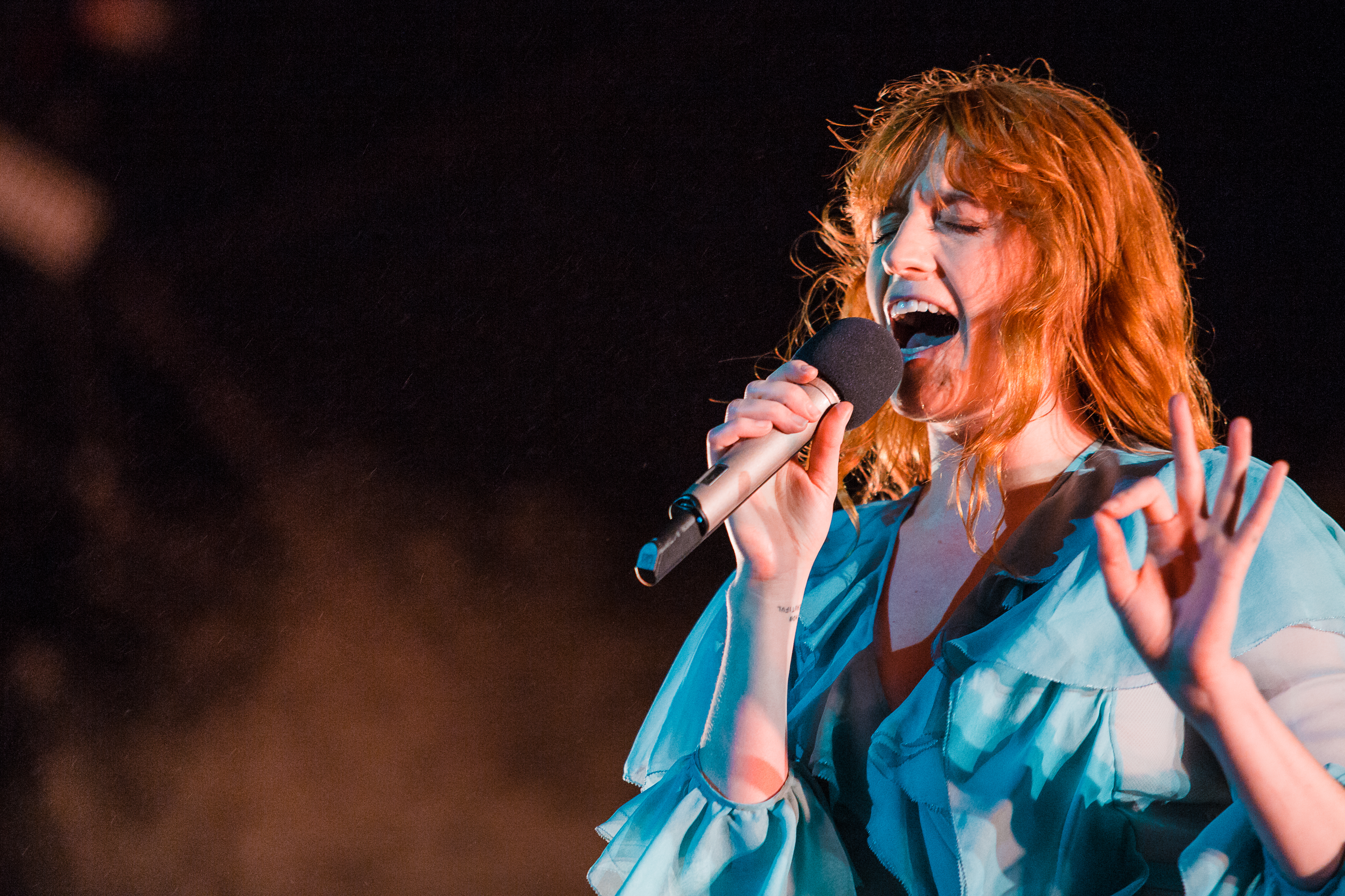 florence and the machine debut new songs at Halifax