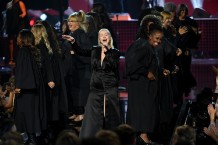 christina-aguilera-twice-listen-spotify-apple-music