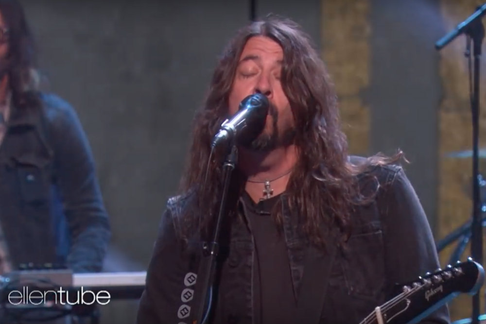 Foo Fighters Perform "The Line" on Ellen