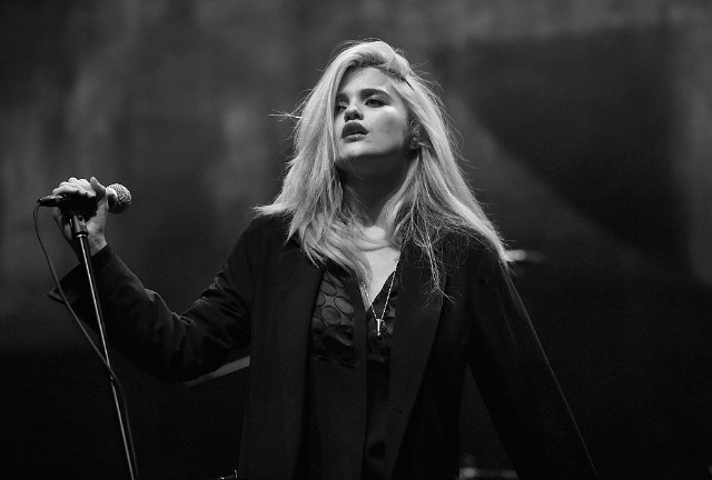sky ferreira voices carry til tuesday cover song stream