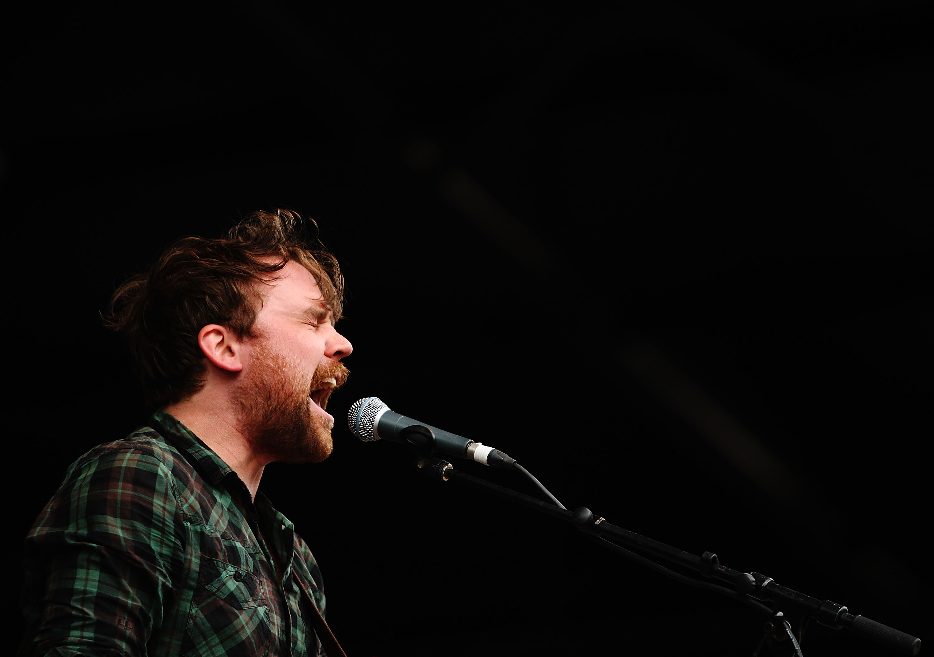 frightened rabbit announce first show since hutchison's death