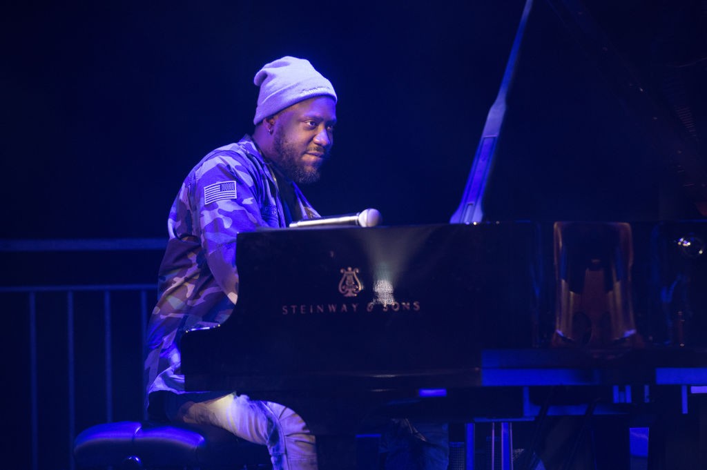 Robert Glasper Accuses Lauryn Hill of Mistreating Musicians