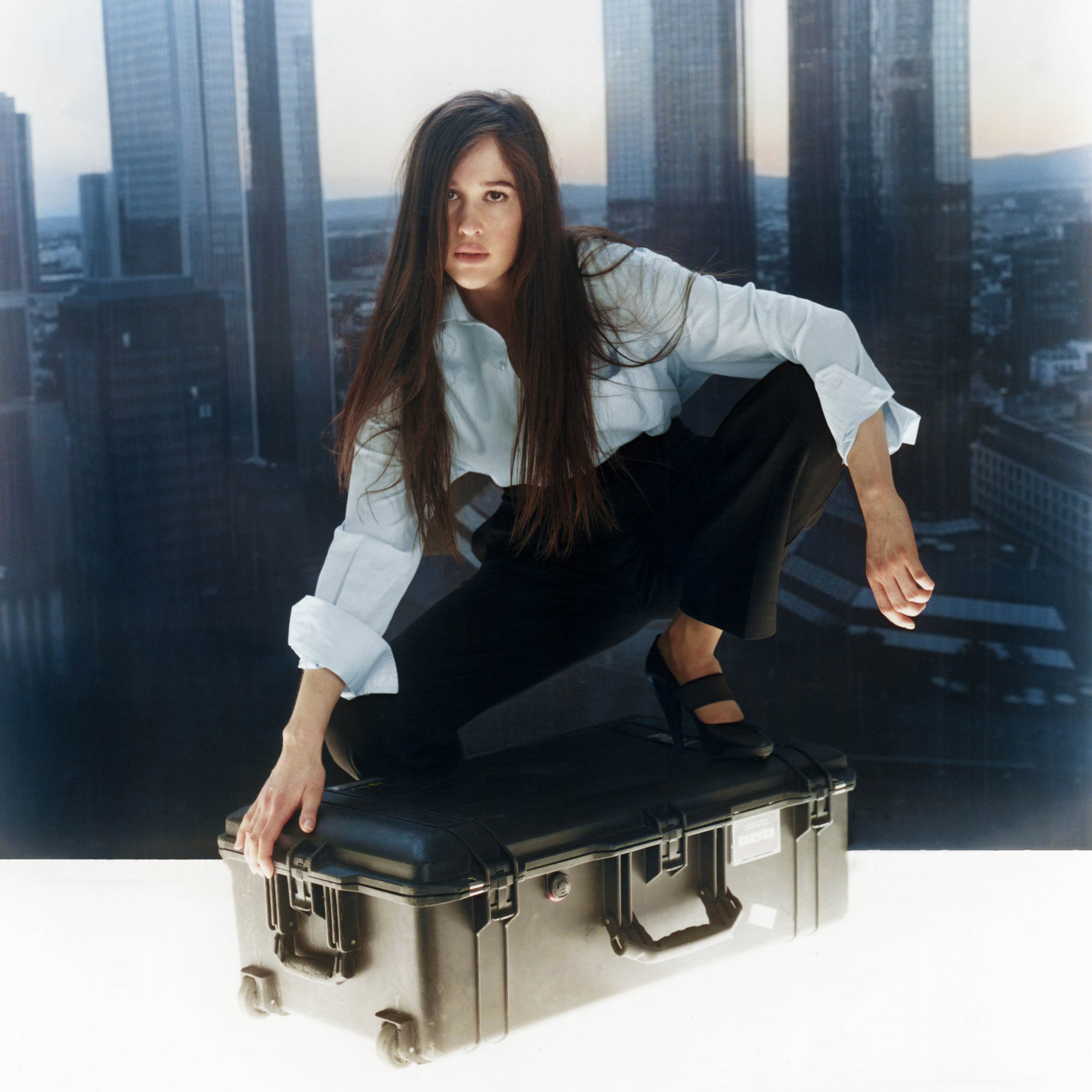 Marie Davidson Announces New Album <i>Working Class Woman</i> With “So Right”” title=”marie-davidson-working-class-woman-cover-art-1535654978″ data-original-id=”302633″ data-adjusted-id=”302633″ class=”sm_size_full_width sm_alignment_center ” data-image-source=”free_stock” /></p>
<p><strong>Marie Davidson, <em>Working Class Woman</em> track list<br />
</strong>1. “Your Biggest Fan”<br />
2. “Work It”<br />
3. “The Psychologist”<br />
4. “Lara”<br />
5. “Day Dreaming”<br />
6. “The Tunnel”<br />
7. “Workaholic Paranoid Bitch”<br />
8. “So Right”<br />
9. “Burn Me”<br />
10. “La chambre intérieure”</p>
</p><p>To see our running list of the top 100 greatest rock stars of all time, <a href=