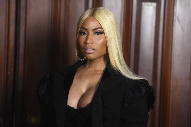 Nicki Minaj Megatron Lyrics Spin - 