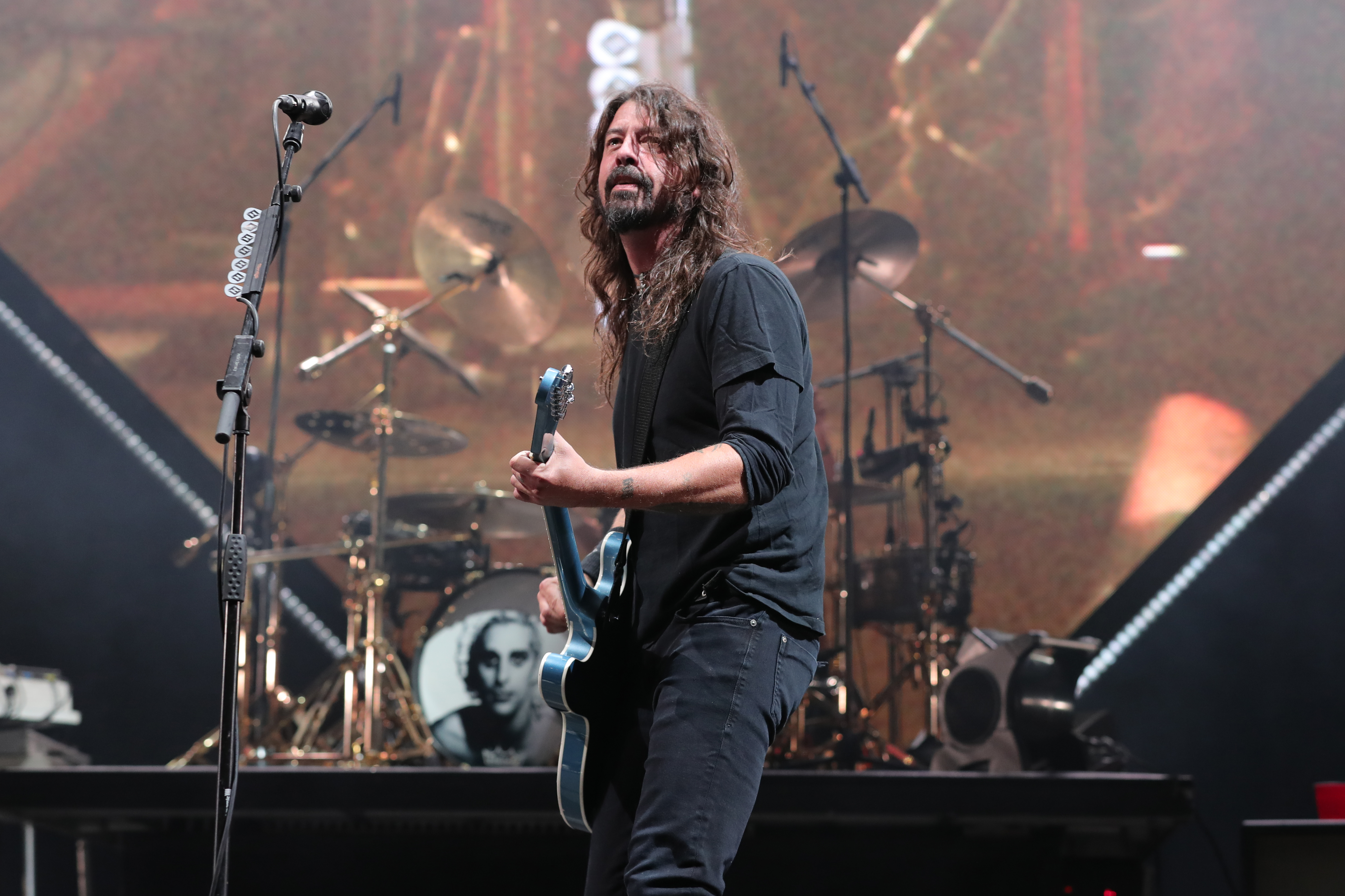 dave grohl play live debut
