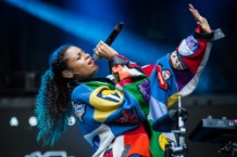 alunageorge-cold-blooded-creatures-ft-bryson-tiller