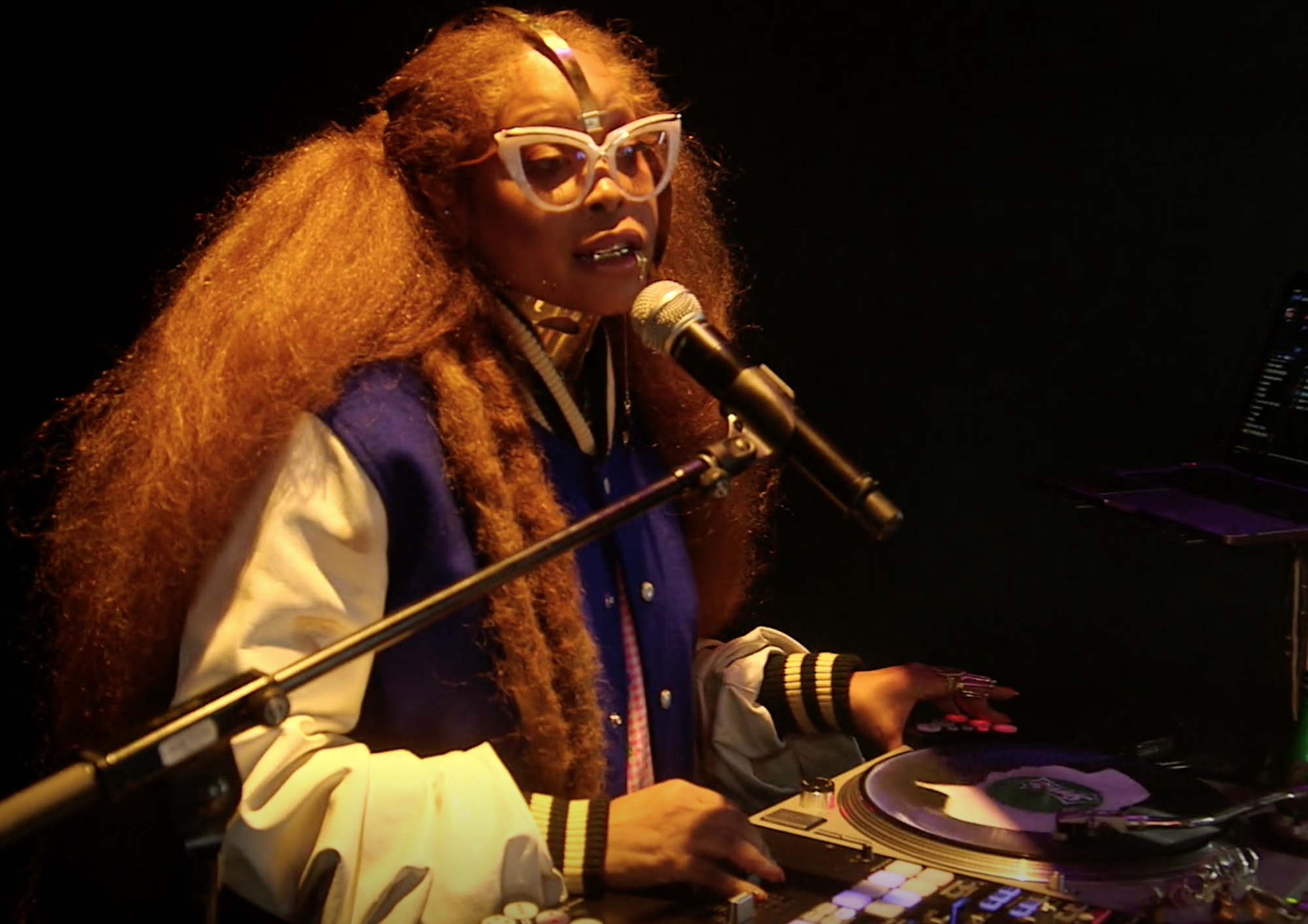 Erykah Badu's 2018 BET Hip Hop Awards Cypher: Watch