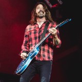Foo Fighters Invite 10-Year-Old Fan on Stage, Wunderkind Steals Show