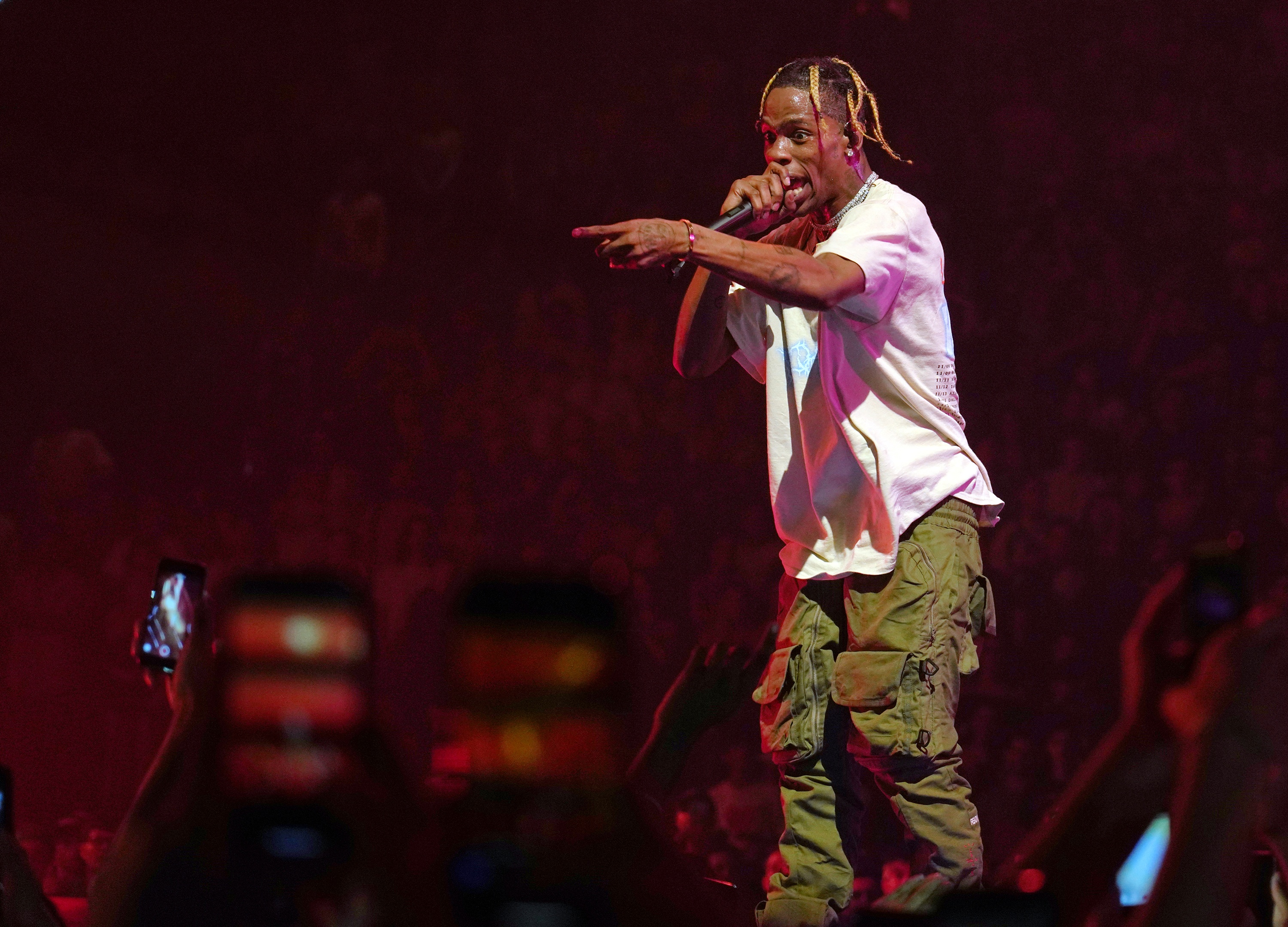 Travis Scott Unveils Astroworld Festival 2018 Lineup Featuring Lil Wayne,  Post Malone, More - SPIN