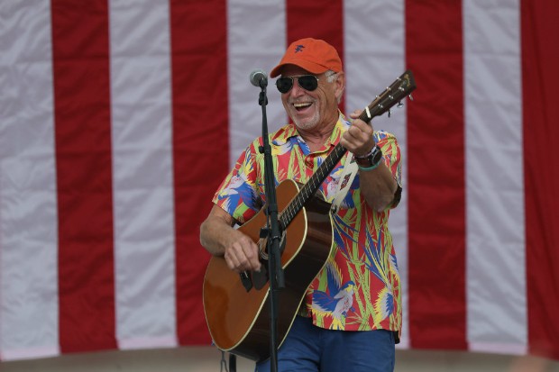 Jimmy Buffett Ruffles Parrothead Feathers by Playing Rally For Florida Democrats
