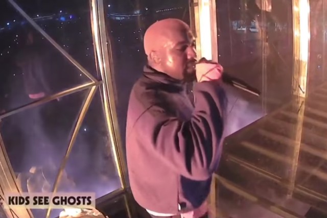 Here Are Some Funny Videos Of Kanye West Dancing Inside His Big Glass Box Here Are Some Funny Videos Of Kanye West Dancing Inside His Big Glass Box
