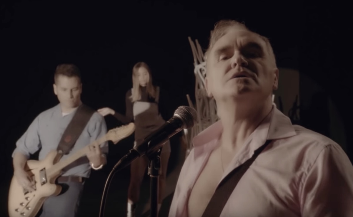 morrissey "back on the chain gang" pretenders cover