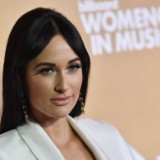Watch Kacey Musgraves on RuPaul's Drag Race All Stars