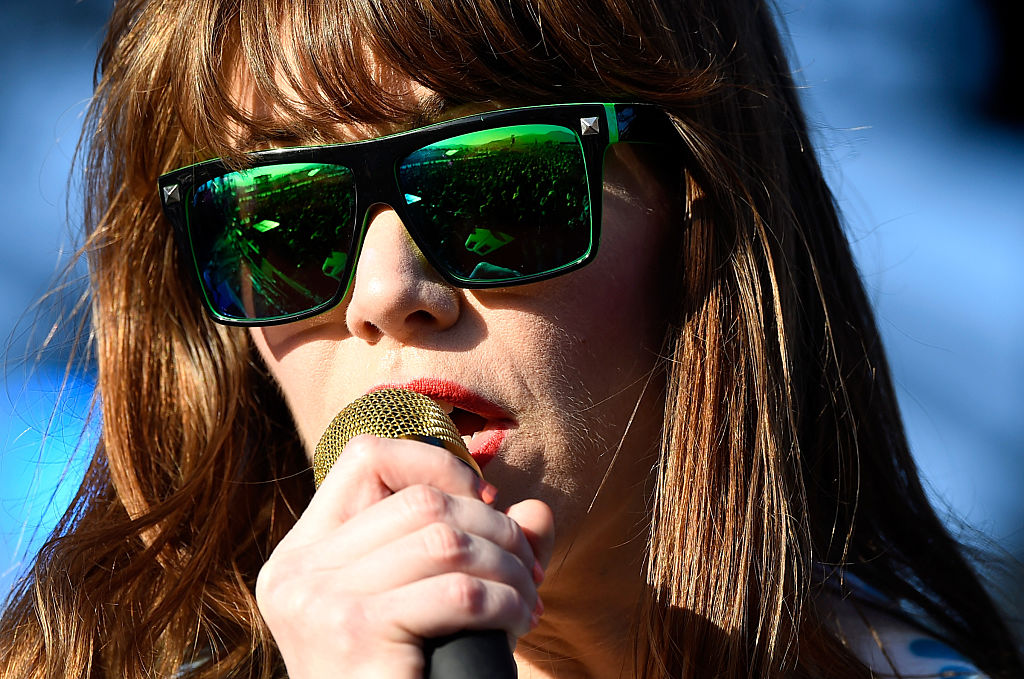 Jenny Lewis Details New Album 'On the Line'; "Red &