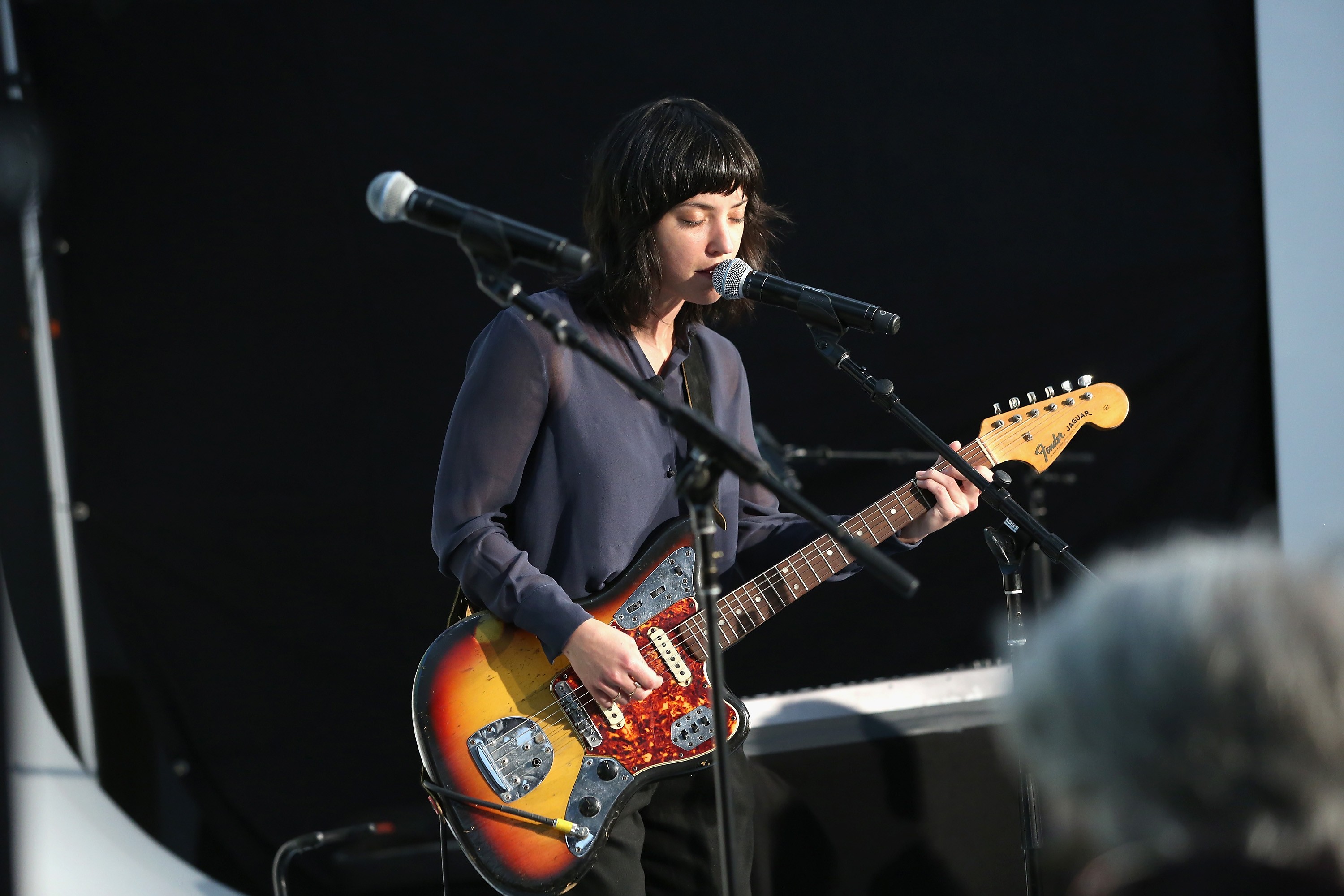 Hear Sharon Van Etten Cover James Cleveland Moore S Never Grow Old Spin