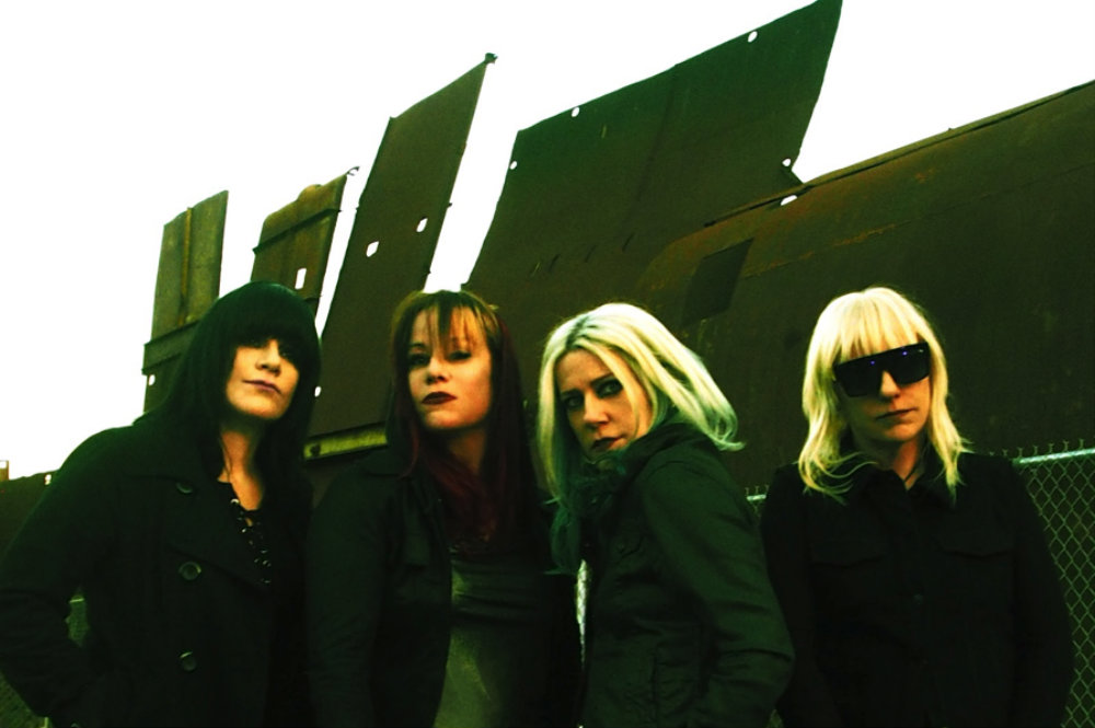 L7 Announce First Album in 20 Years