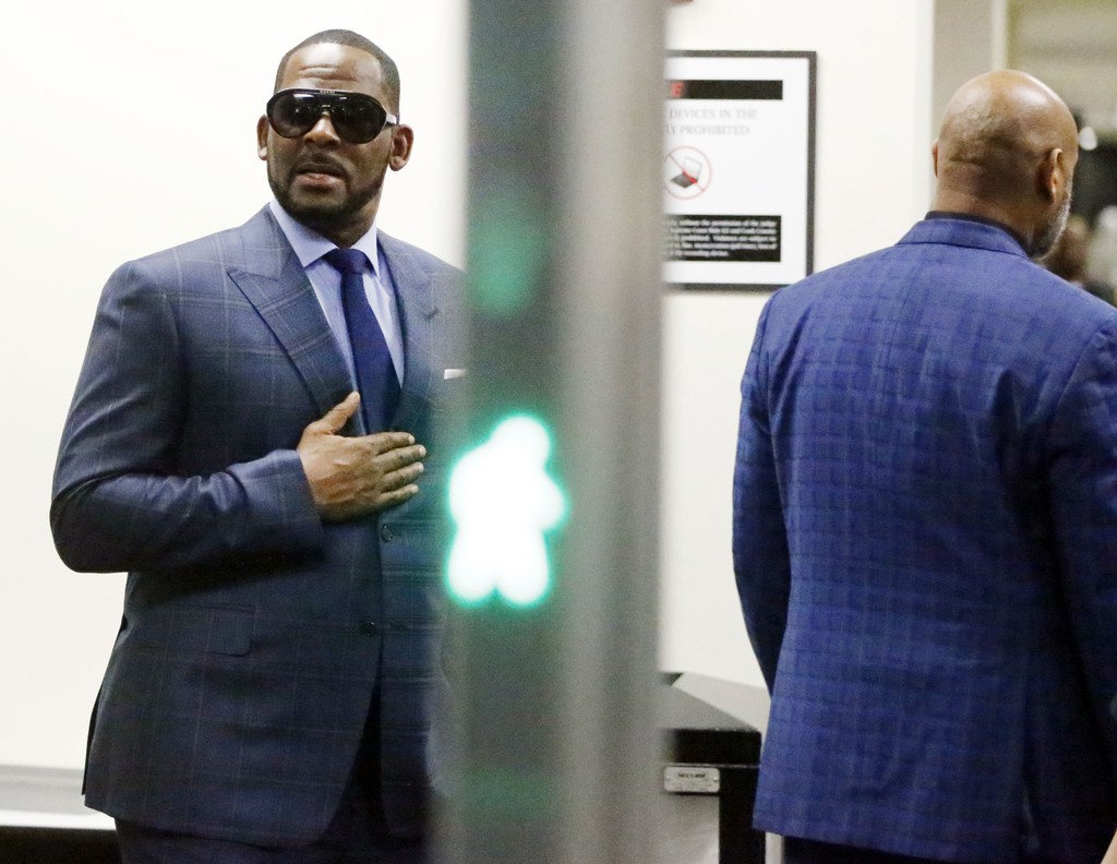 Report: R. Kelly PR Proposed Meeting With Joycelyn Savage, Parents | SPIN1024 x 792