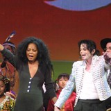 Diana Ross Voices Support for Michael Jackson: 