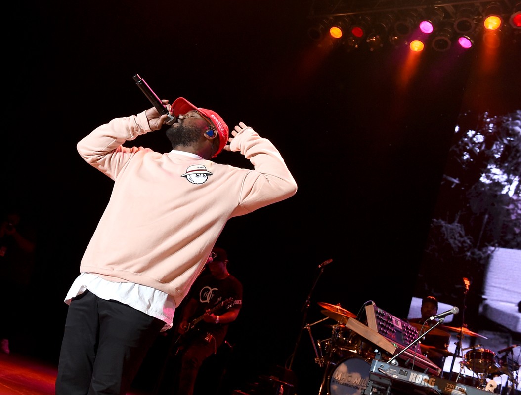 Schoolboy Q "CHopstix" (feat. Travis Scott)