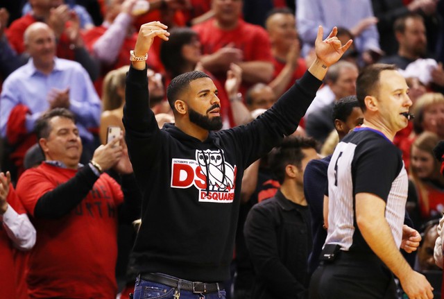 Drake Acted Like An Ass At Last Night S Raptors Game Spin - 