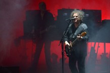 the-cure-play-disintegration-b-sides-live-for-the-first-time-watch