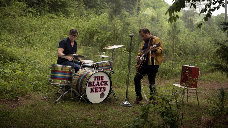 black keys go video '"let's rock'"