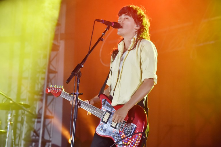courtney-barnett-joins-wilco-to-perform-handshake-drugs-at-solid-sound-festival-watch
